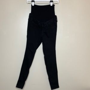 OLD NAVY Maternity Jeans Black “Rock Star” Full Panel Skinny Black Denim 2
